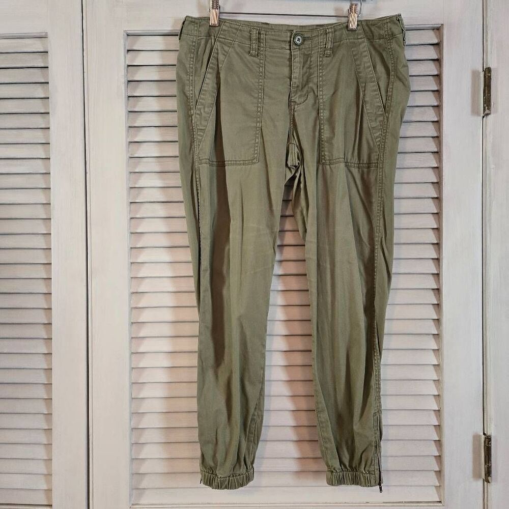 Cabi Green Jogger Style Ankle Zip 4